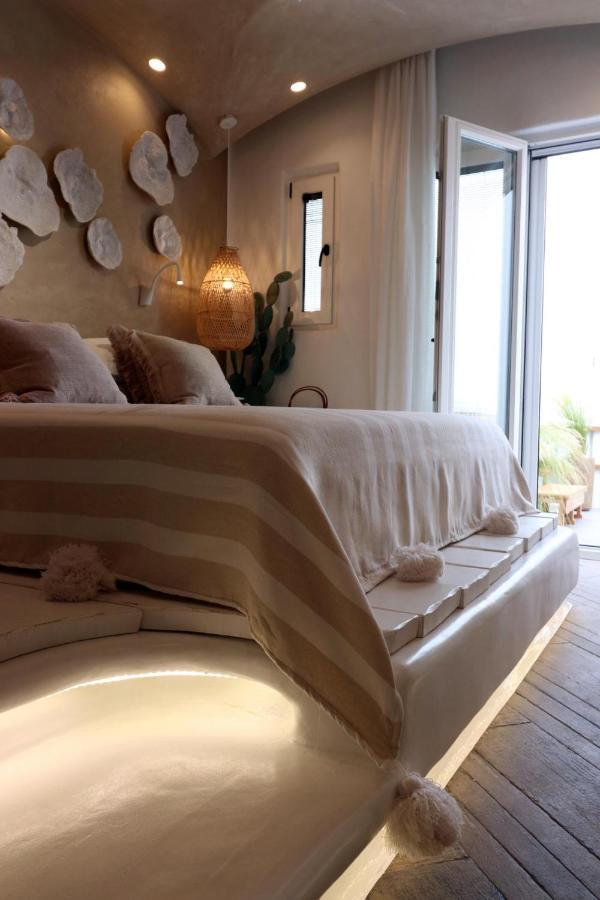 Narcissus Luxury Suites Naxos City Extérieur photo