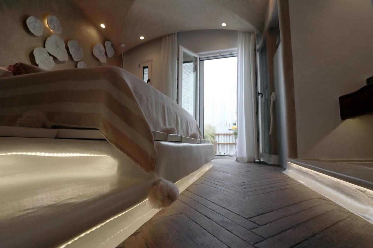 Narcissus Luxury Suites Naxos City Extérieur photo